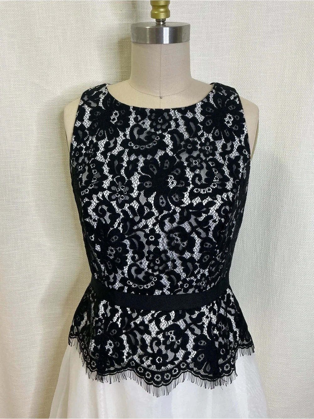 Eliza J Black Lace Fit Flare Dress Size 2 Sleeveless Cocktail Party